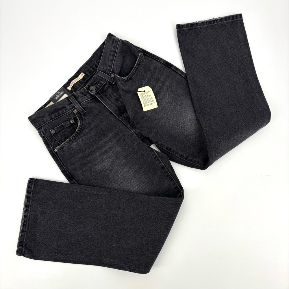 Levi's NWT Distressed Black Middy Ankle Bootcut Mid Rise Jeans, 25